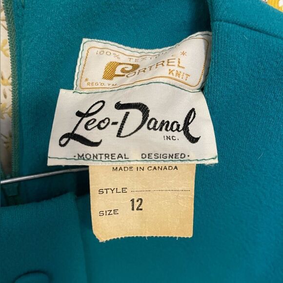 Vintage blue dress with  white stripe - Picture 5 of 14